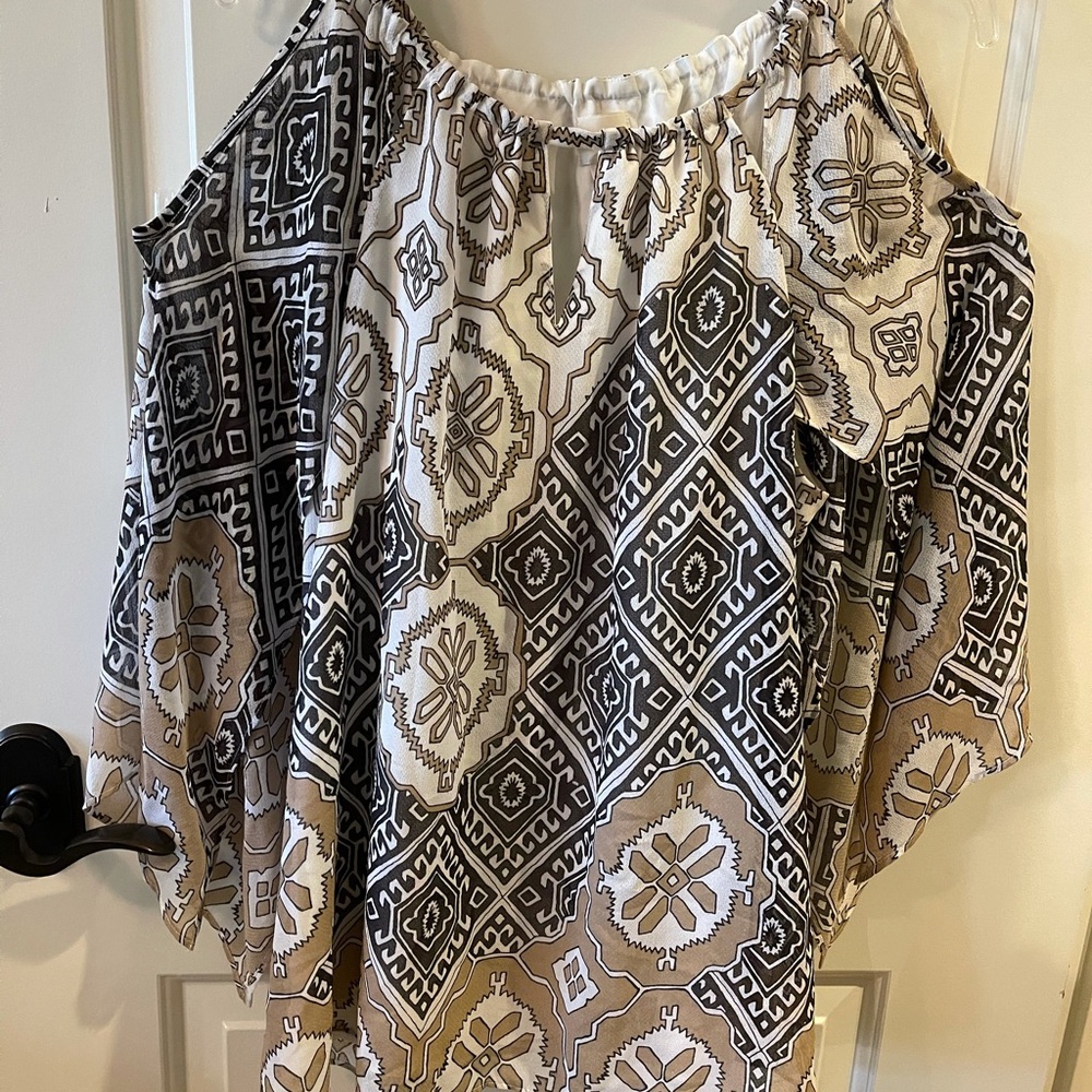 Chico’s Cold Shoulder Tunic Chico’s Size 2 - Large - Picture 1 of 2